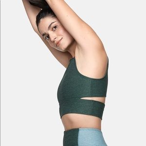 OV Slashback Crop in Hunter